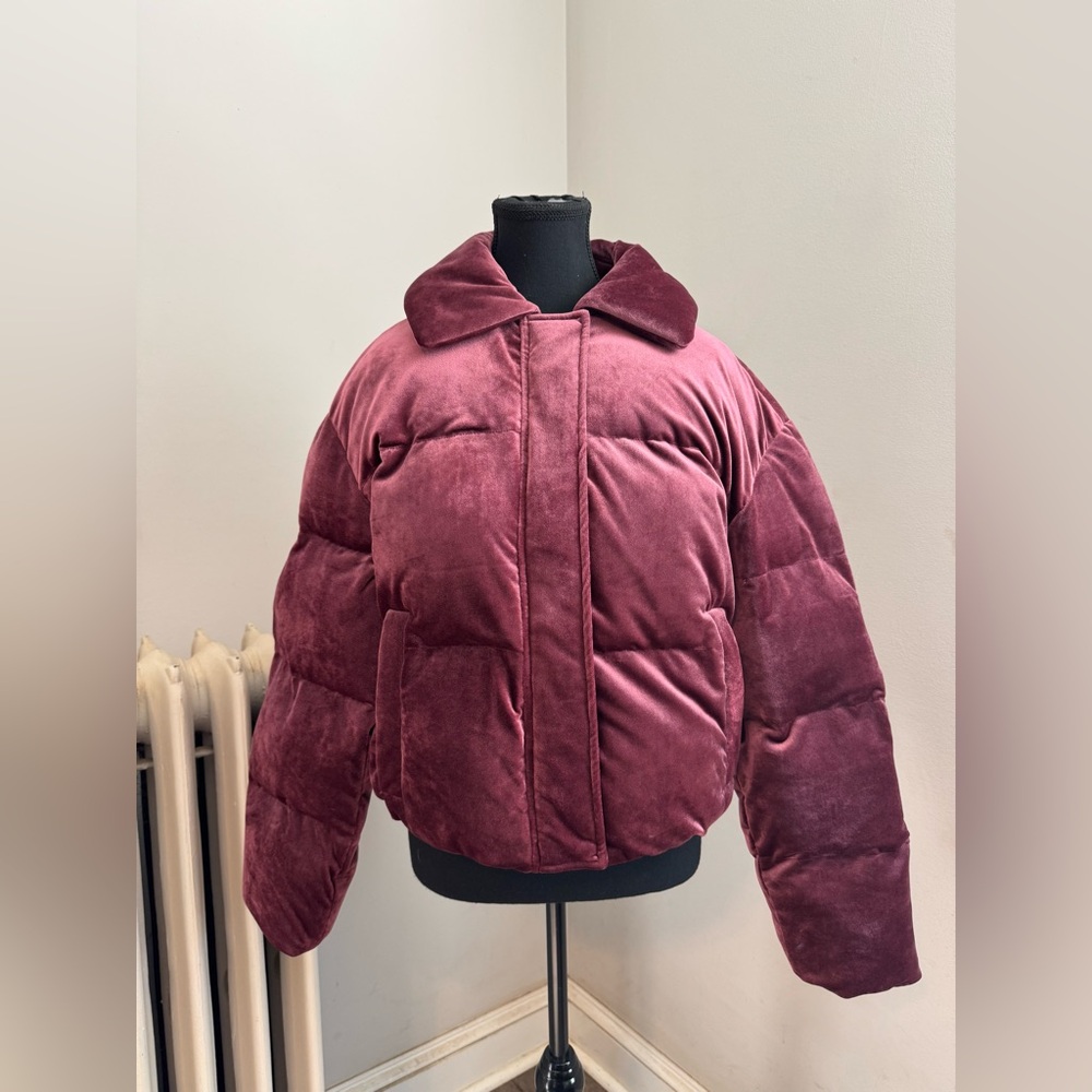 Abercrombie & Fitch Burgundy Velvet Cropped Puffer Jacket